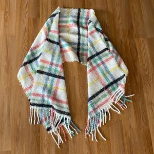 Urban Outfitters Blanket Scarf 🧣🧶